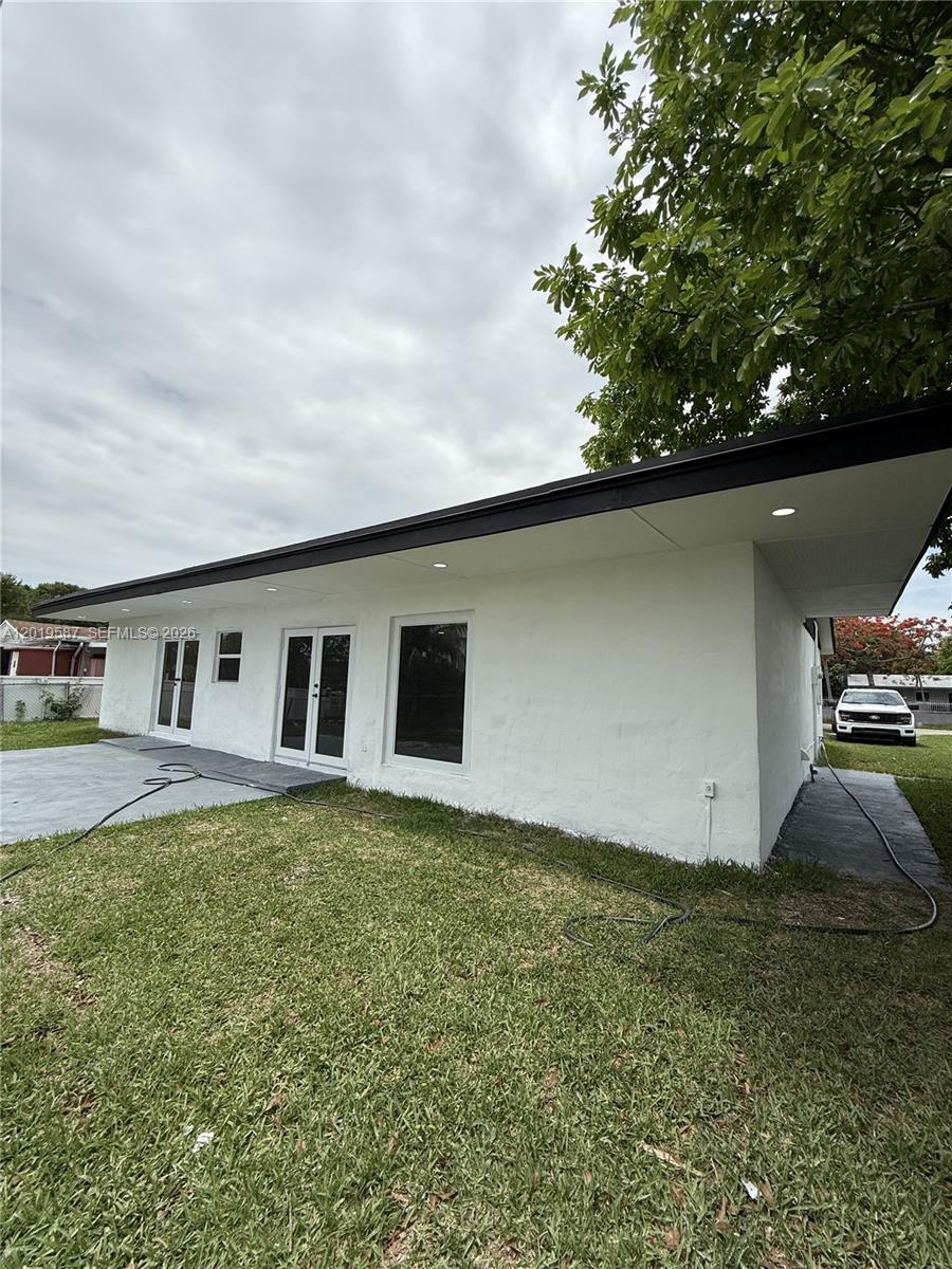3RD ADDN TO STARLIGHT - Residential