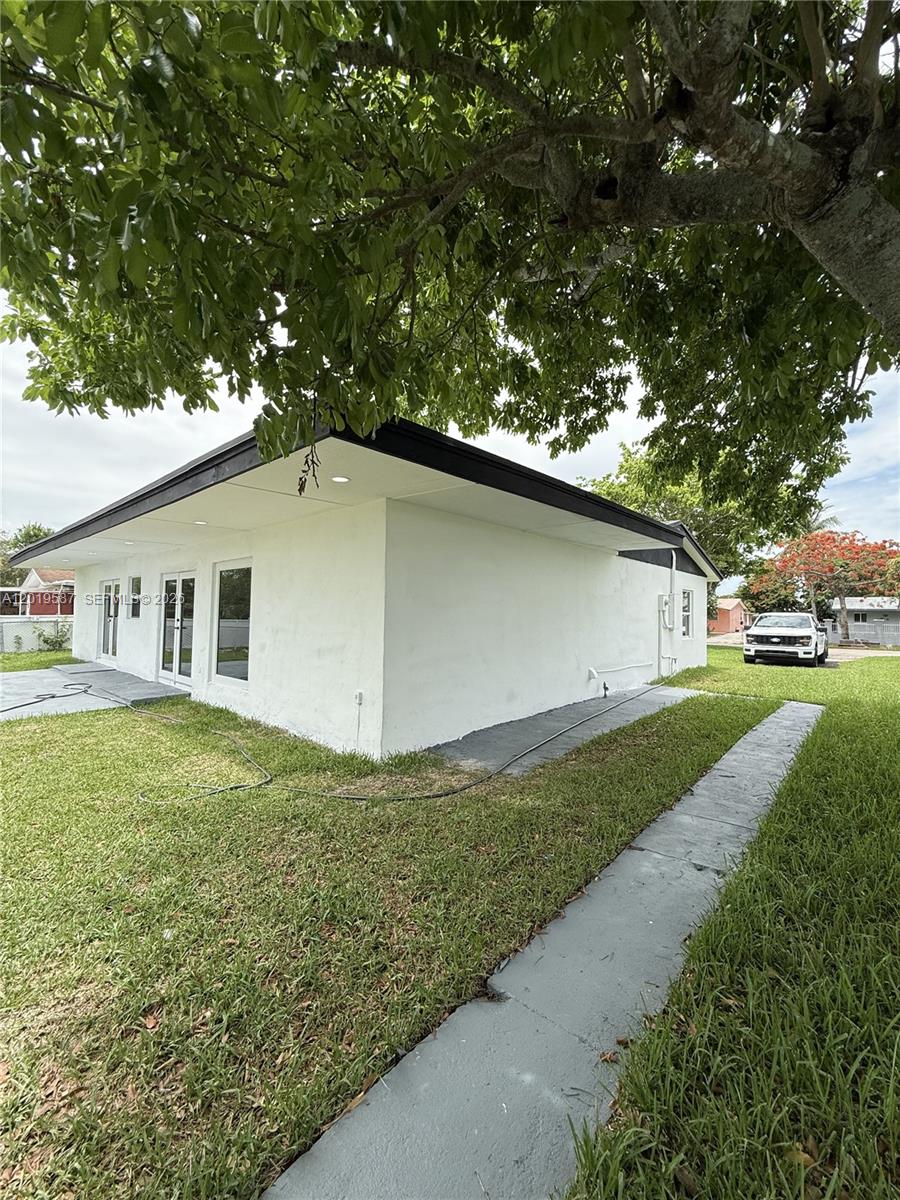 3RD ADDN TO STARLIGHT - Residential