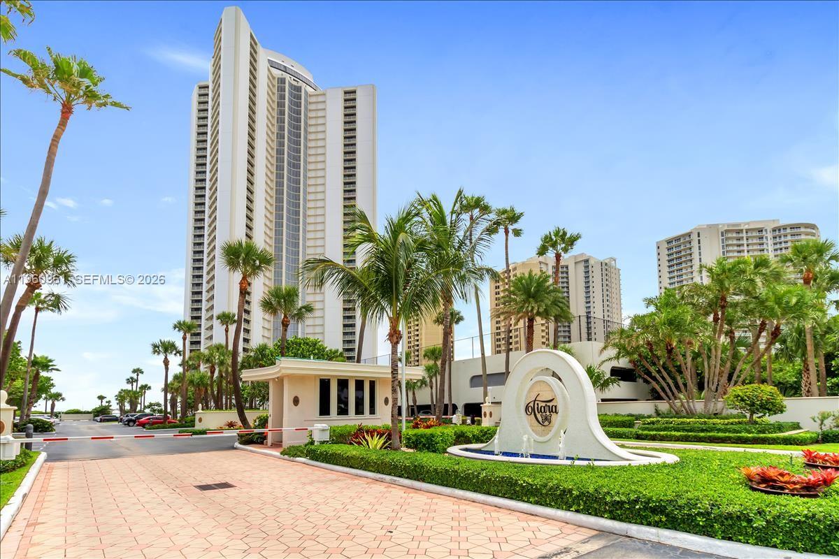 Beautiful One bedroom,  1 +1/2 bathroom available. This unit is tastefully renovated and furnished for new owners. Unit is rented from October 2026-March 2027 for $4000/month that the new owner will collect. That is $24,000 income . Unit is the best deal in the building , $50,000 less than comparables in the same complex .Current owner is motivated to sell so take advantage of this great opportunity.