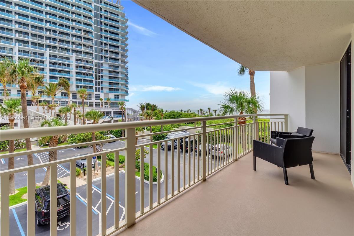 TIARA CONDO - Residential