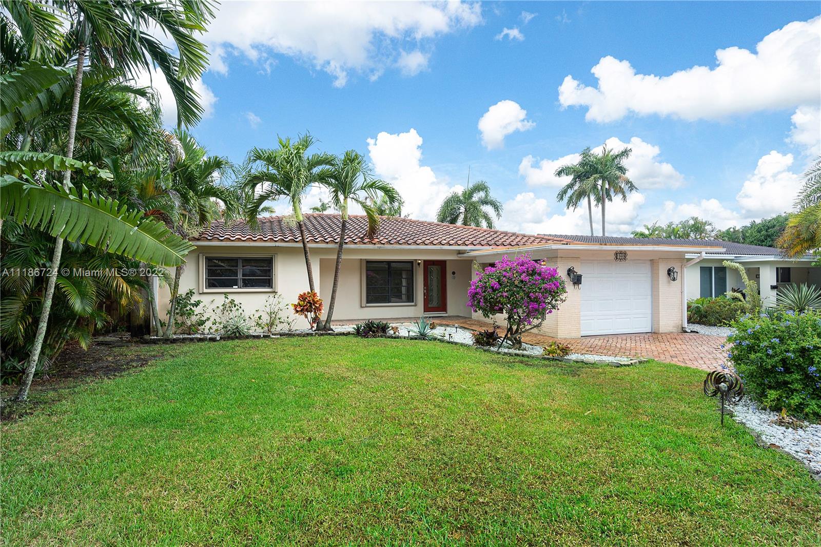 RIVER RIDGE - Residential