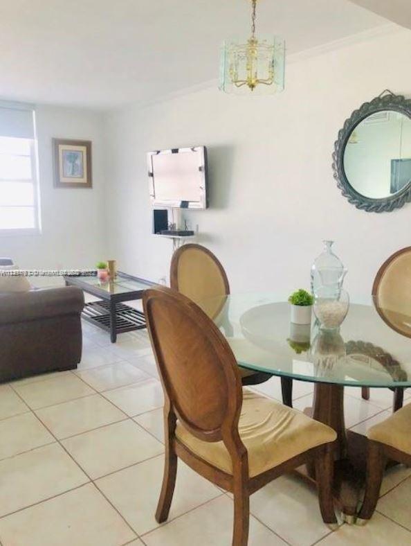 THE DECOPLAGE CONDO - Residential Lease