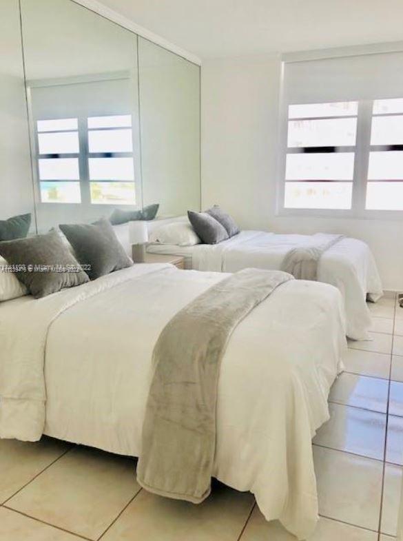 THE DECOPLAGE CONDO - Residential Lease