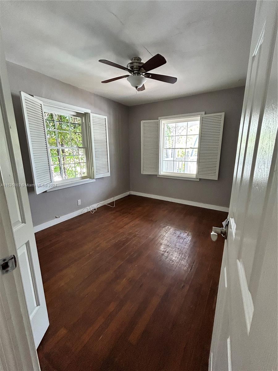 MIDDLE RIVER PARK - Residential Lease