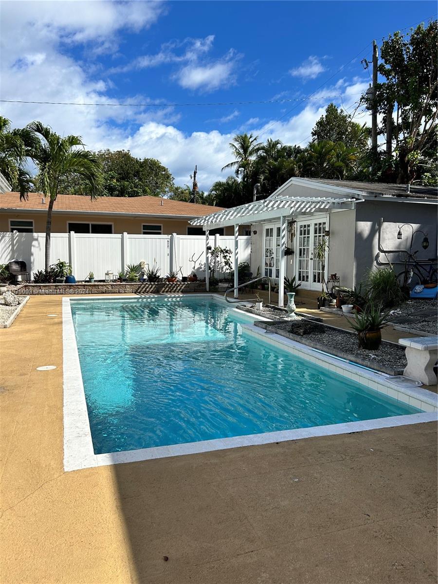 MIDDLE RIVER PARK - Residential Lease