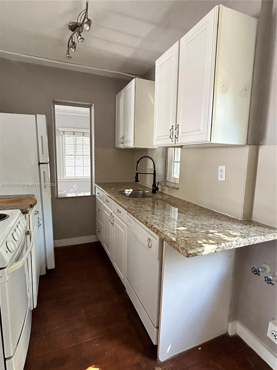 MIDDLE RIVER PARK - Residential Lease