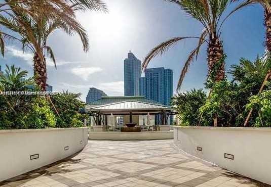 NINE AT MARY BRICKELL VIL - Residential