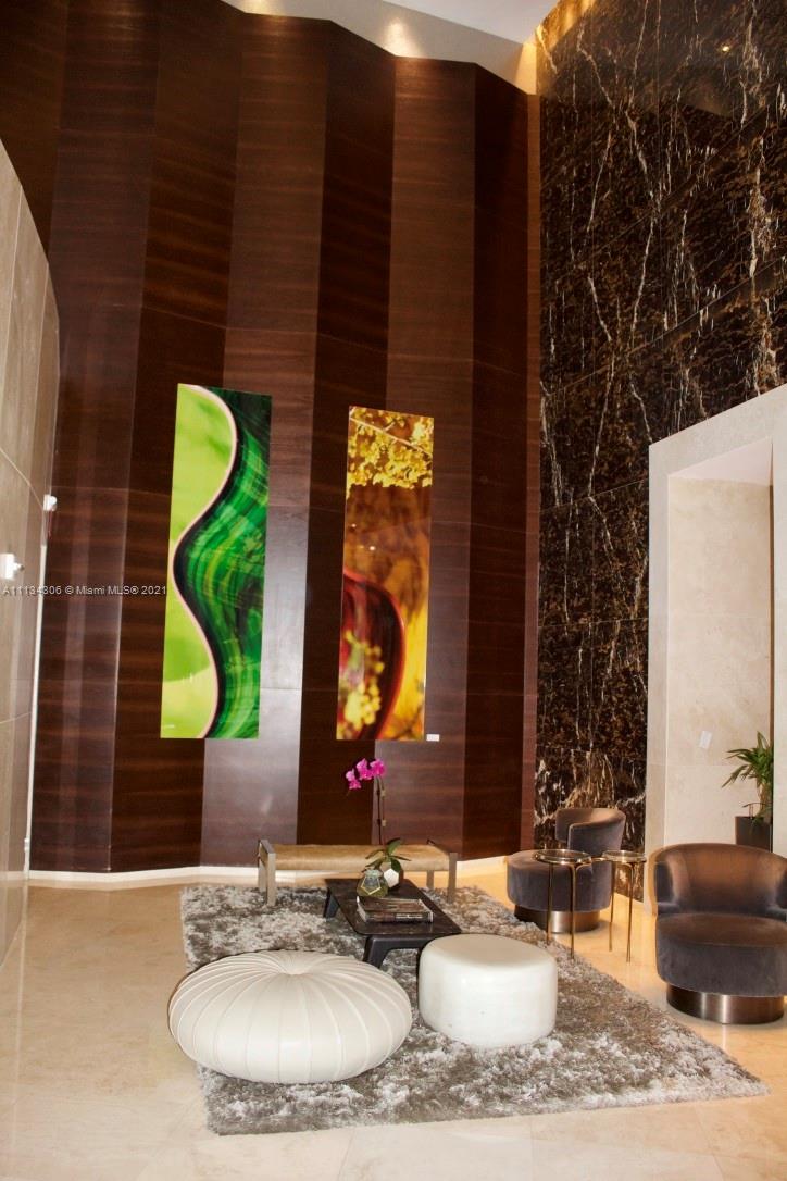 TRUMP TOWERS - Residential Lease