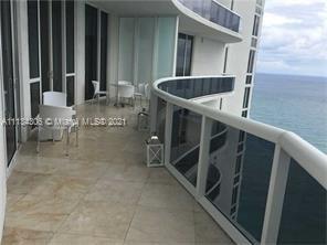 TRUMP TOWERS - Residential Lease