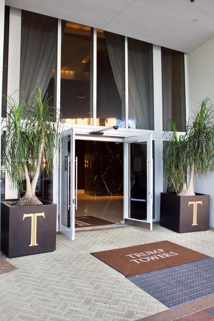 TRUMP TOWERS - Residential Lease