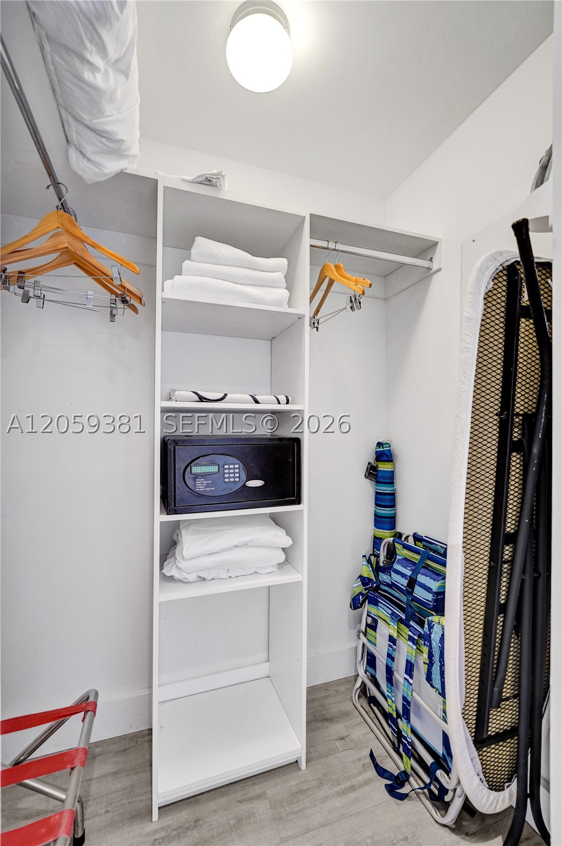 BEACHWALK CONDOMINIUM - Residential