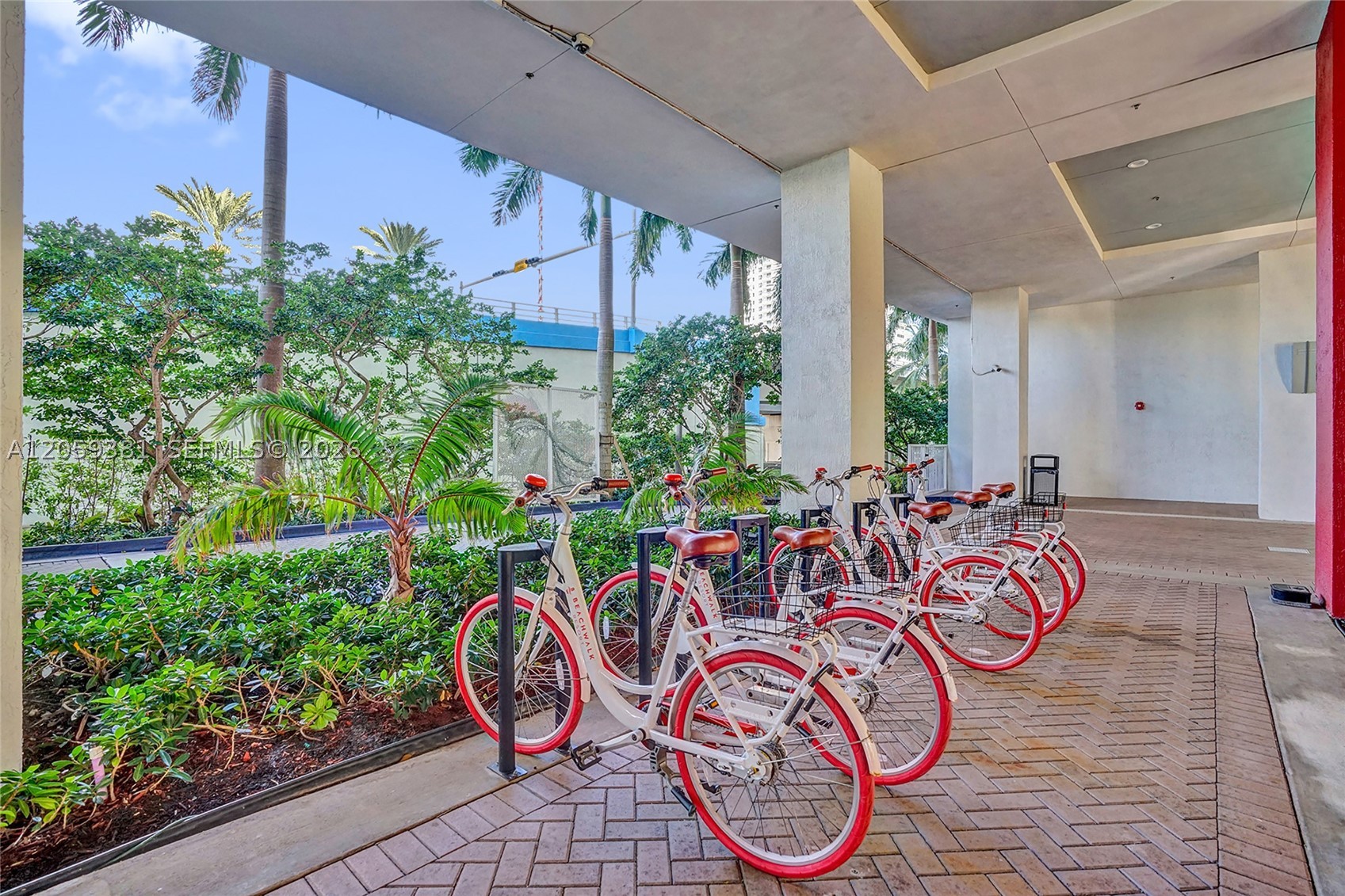 BEACHWALK CONDOMINIUM - Residential