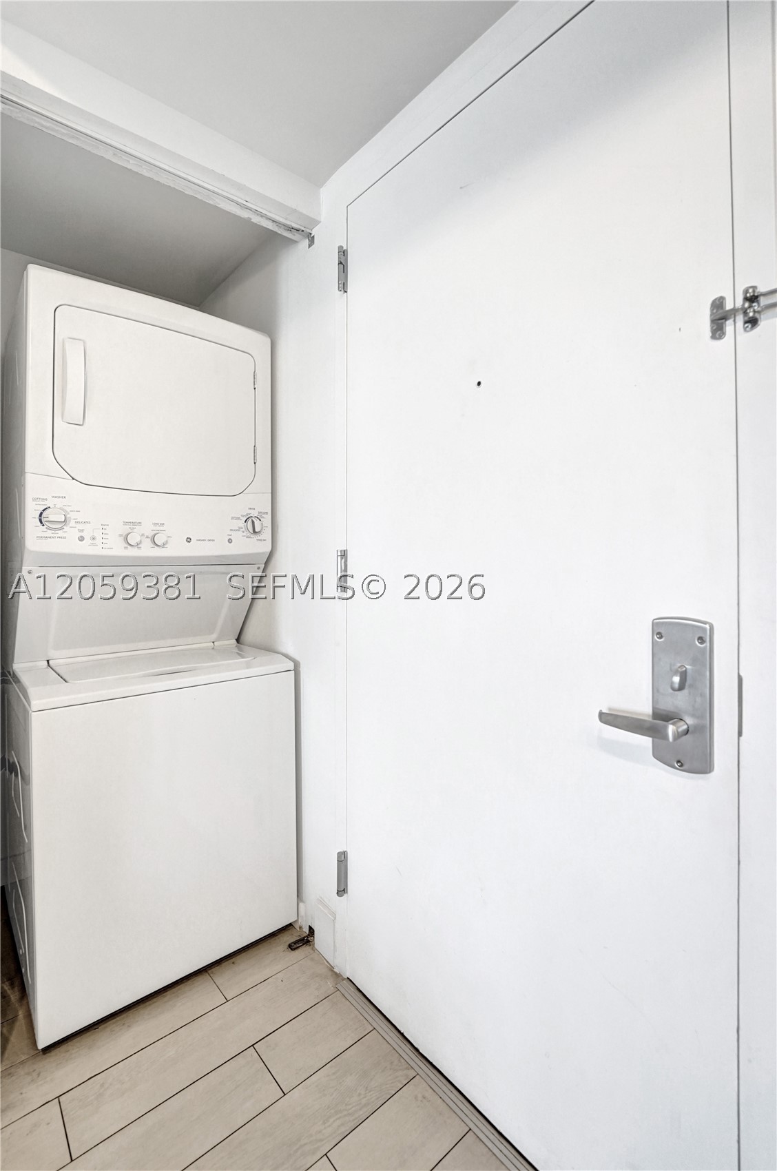 BEACHWALK CONDOMINIUM - Residential