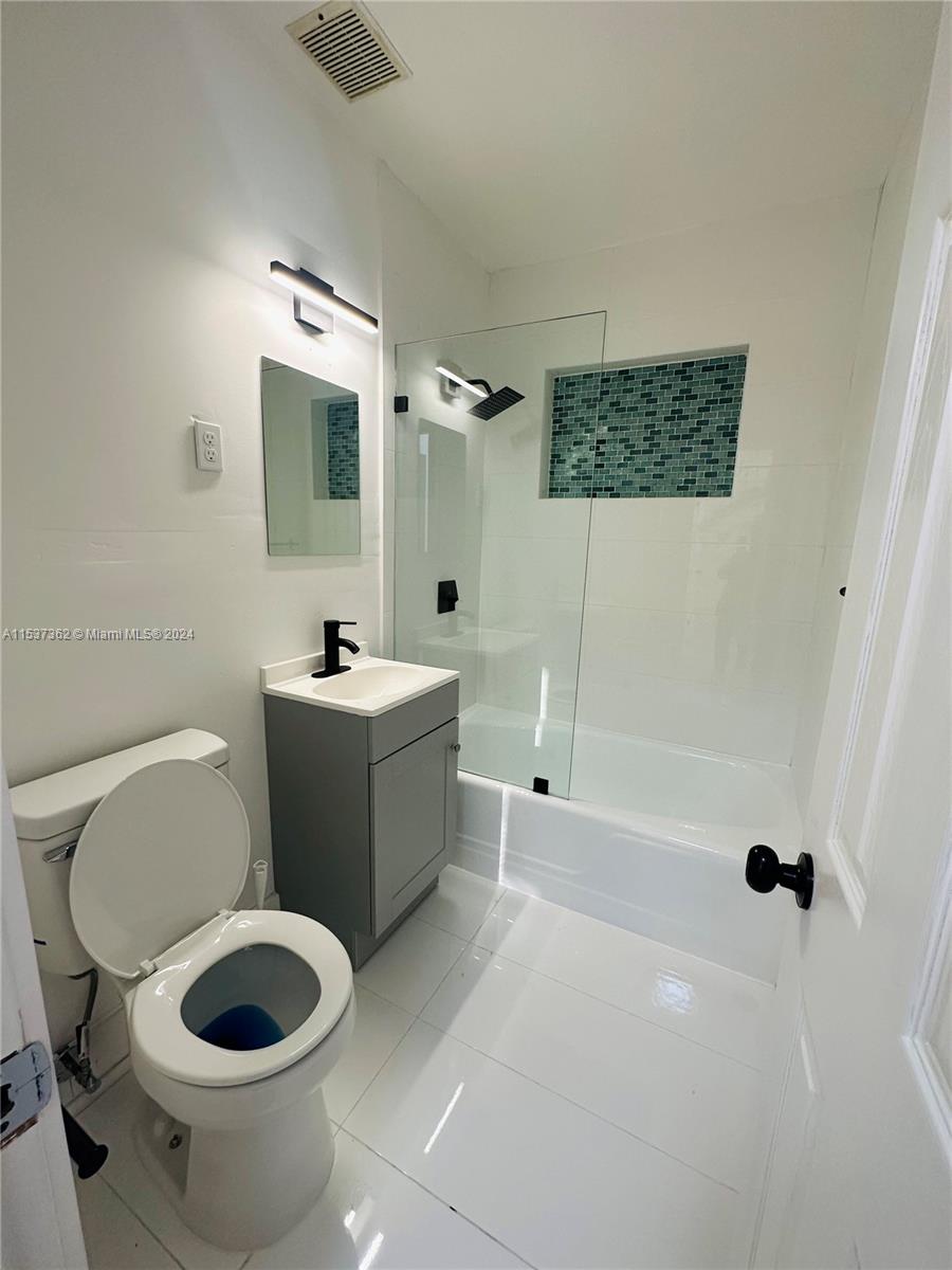 CAROL CITY GDNS 1ST ADDN - Residential