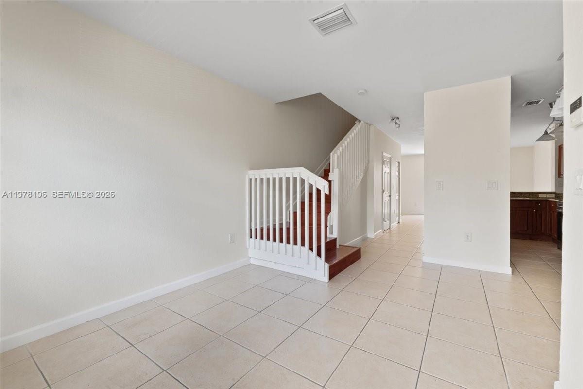 THE SHORES CONDO NO 2 - Residential Lease