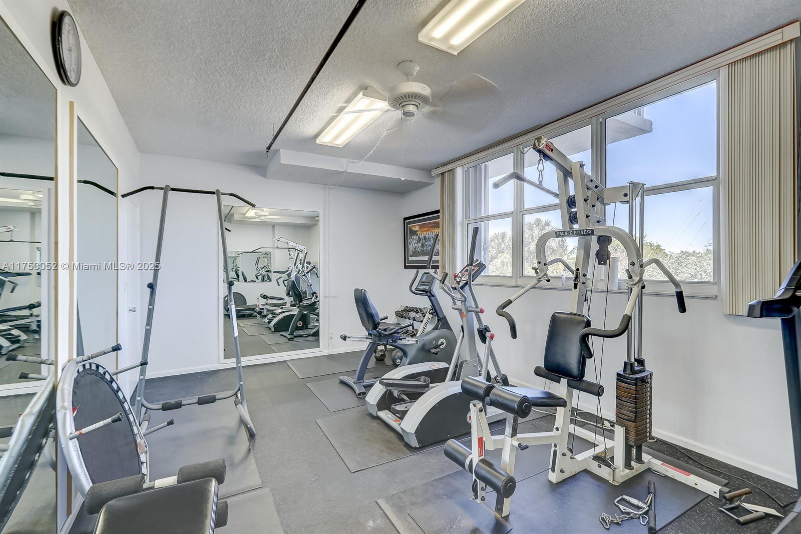 INTRACOASTAL TOWER - Residential