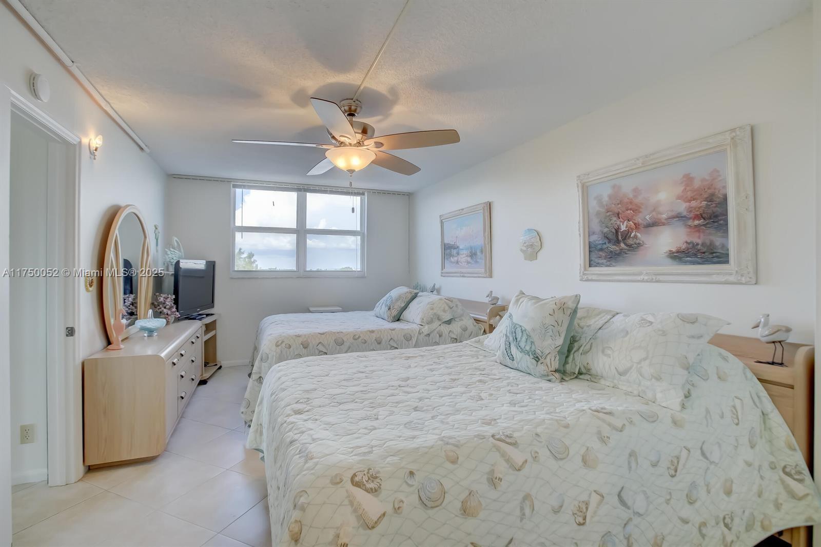 INTRACOASTAL TOWER - Residential