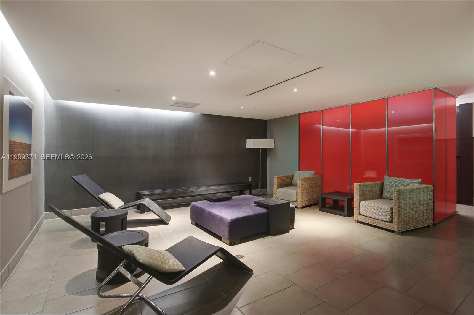 BEACH CLUB CONDO - Residential