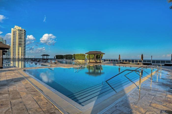 BEACH CLUB CONDO - Residential