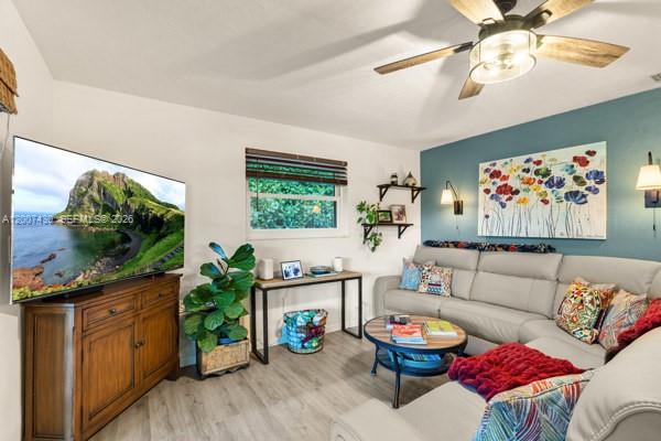 KENDALE LAKES SEC EIGHT - Residential