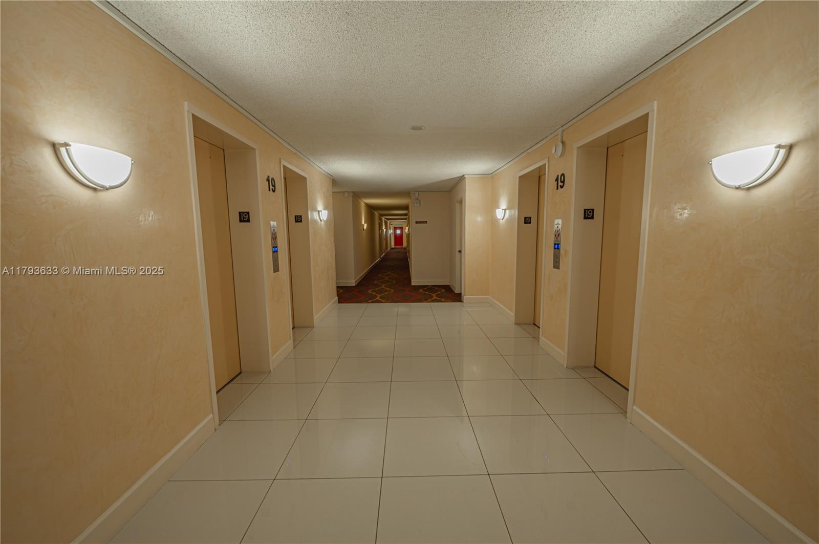 WINSTON TOWERS 500 CONDO - Residential