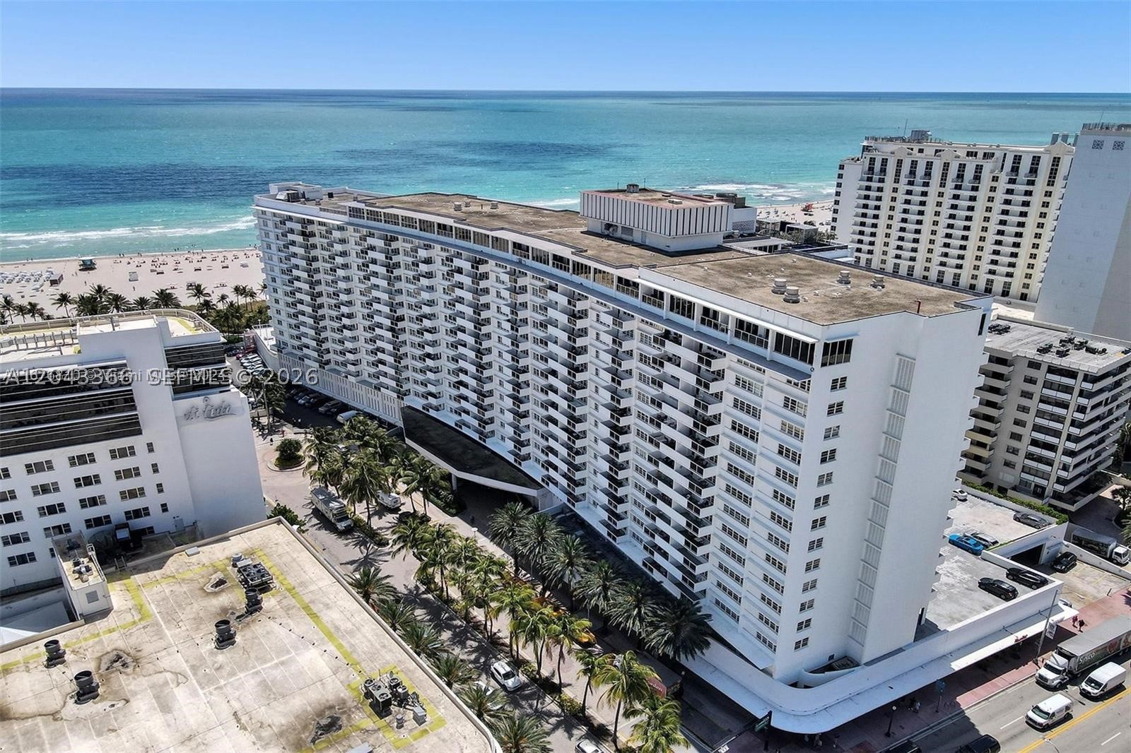 THE DECOPLAGE CONDO - Residential Lease