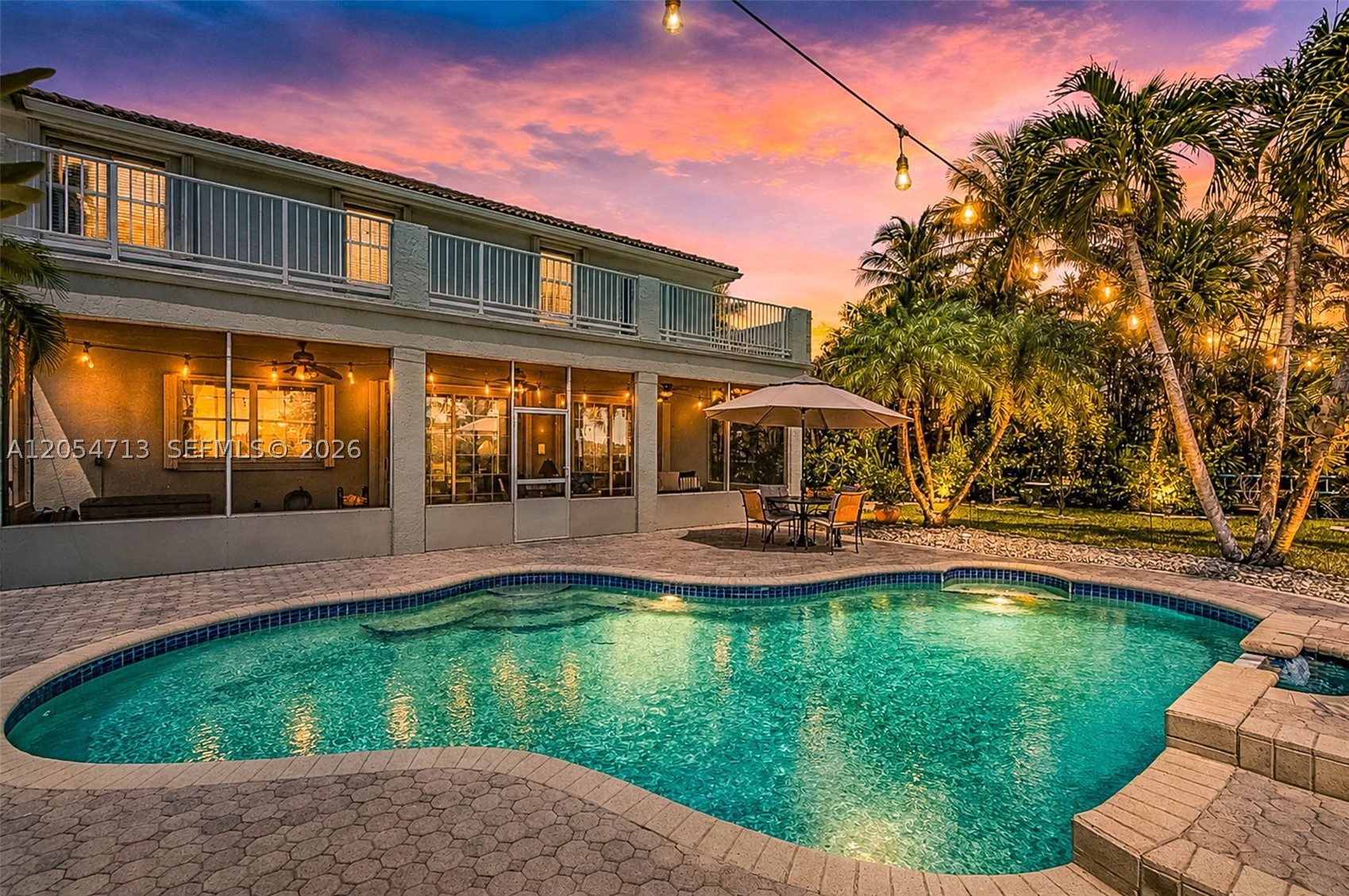 PEMBROKE SHORES - Residential