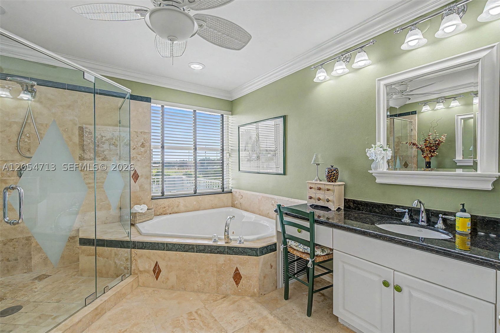 PEMBROKE SHORES - Residential