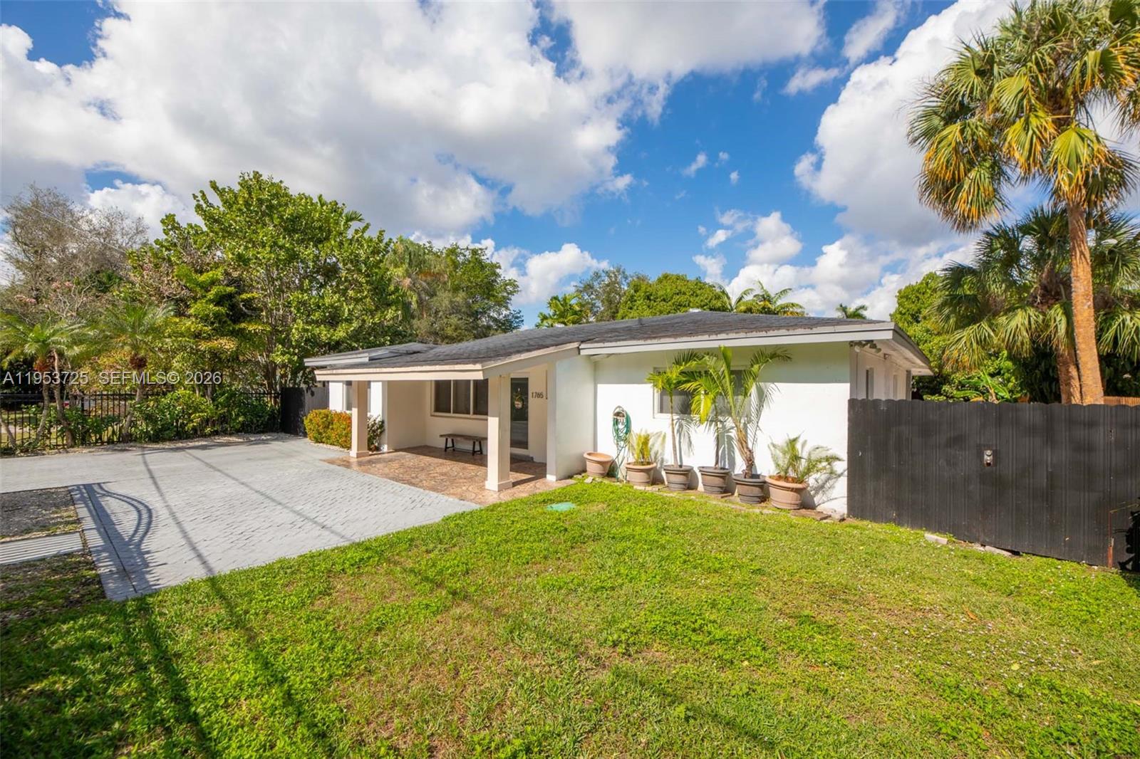 ARCH CREEK ESTATES - Residential