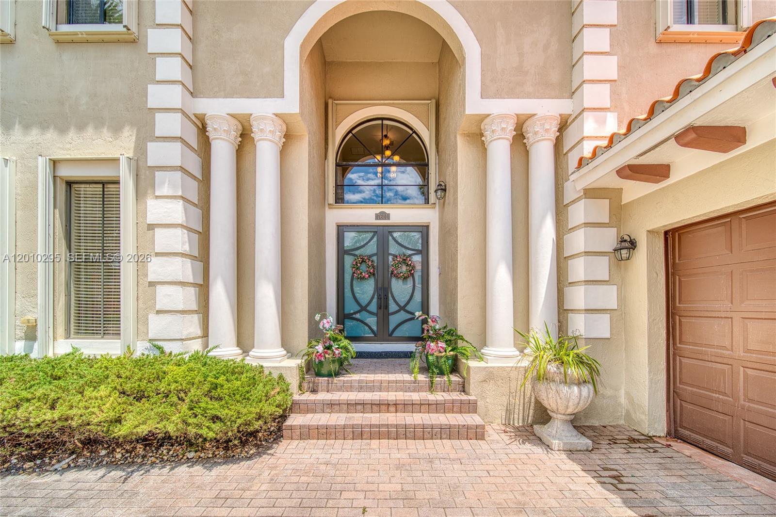CUTLER CAY - Residential