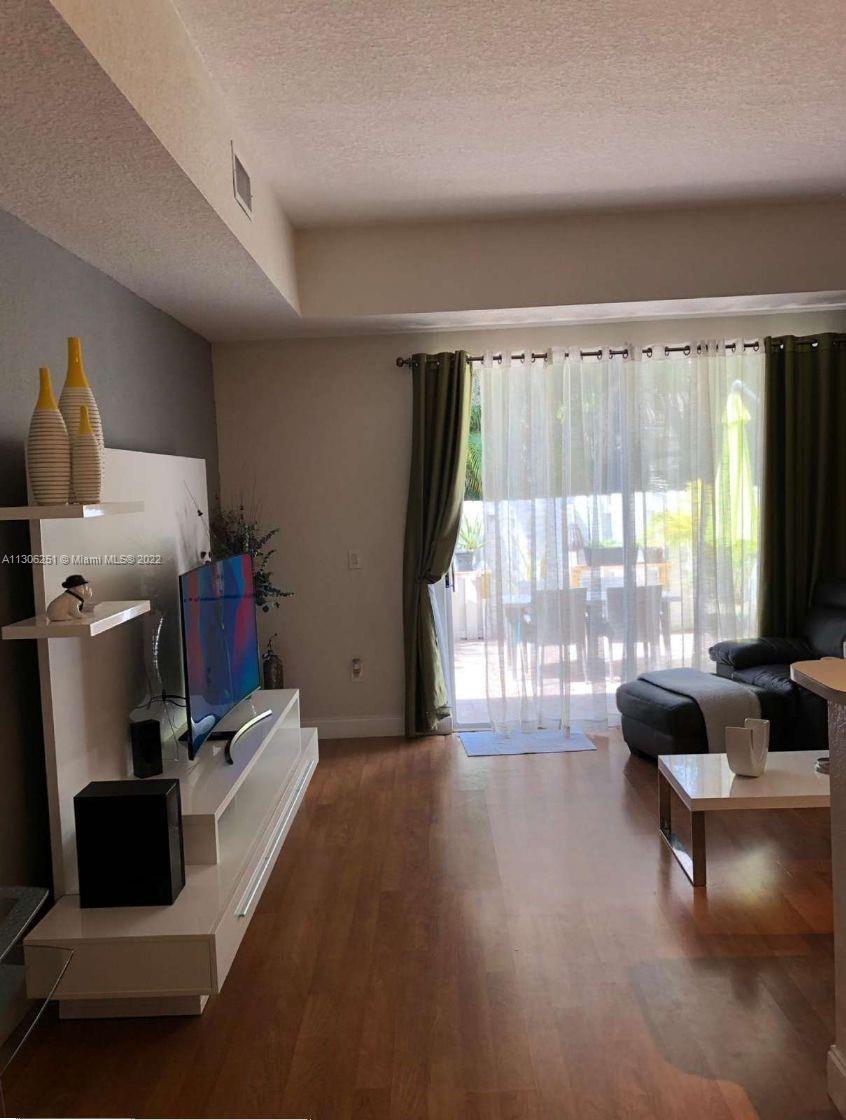 HAWKSNEST 1ST ADDN - Residential Lease