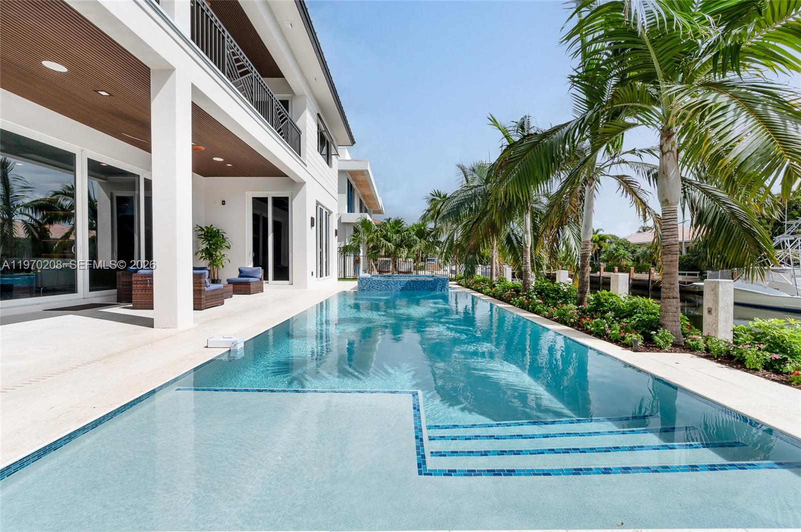 VENETIAN ISLES 1ST SEC - Residential