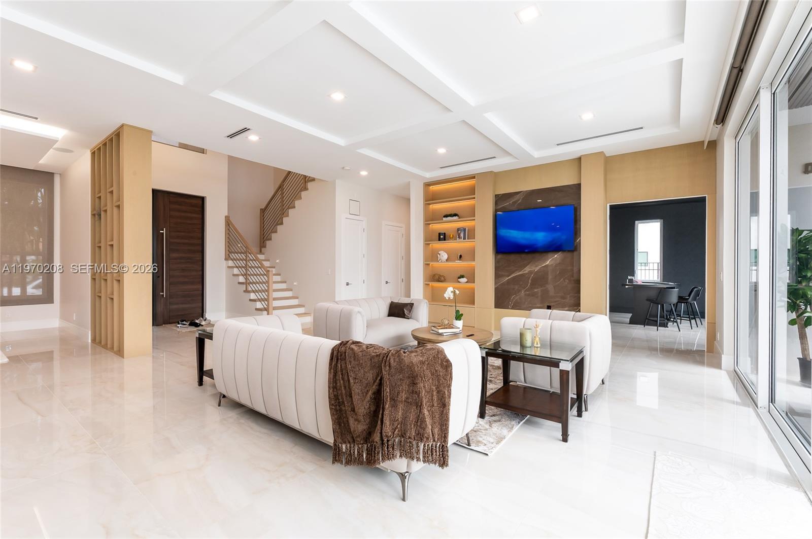 VENETIAN ISLES 1ST SEC - Residential