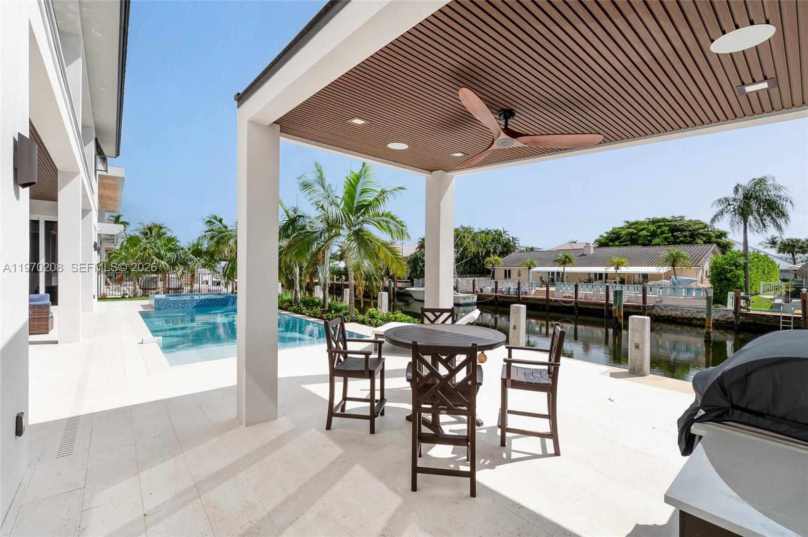 VENETIAN ISLES 1ST SEC - Residential