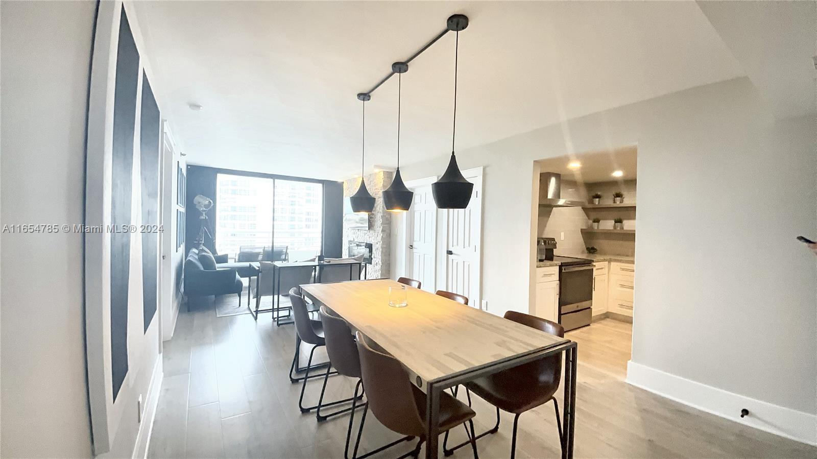 PARC CENTRAL AVENTURA EAS - Residential Lease