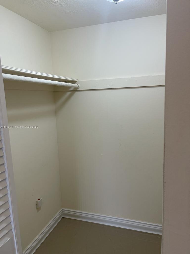 KINGS CREEK SO CONDO - Residential Lease