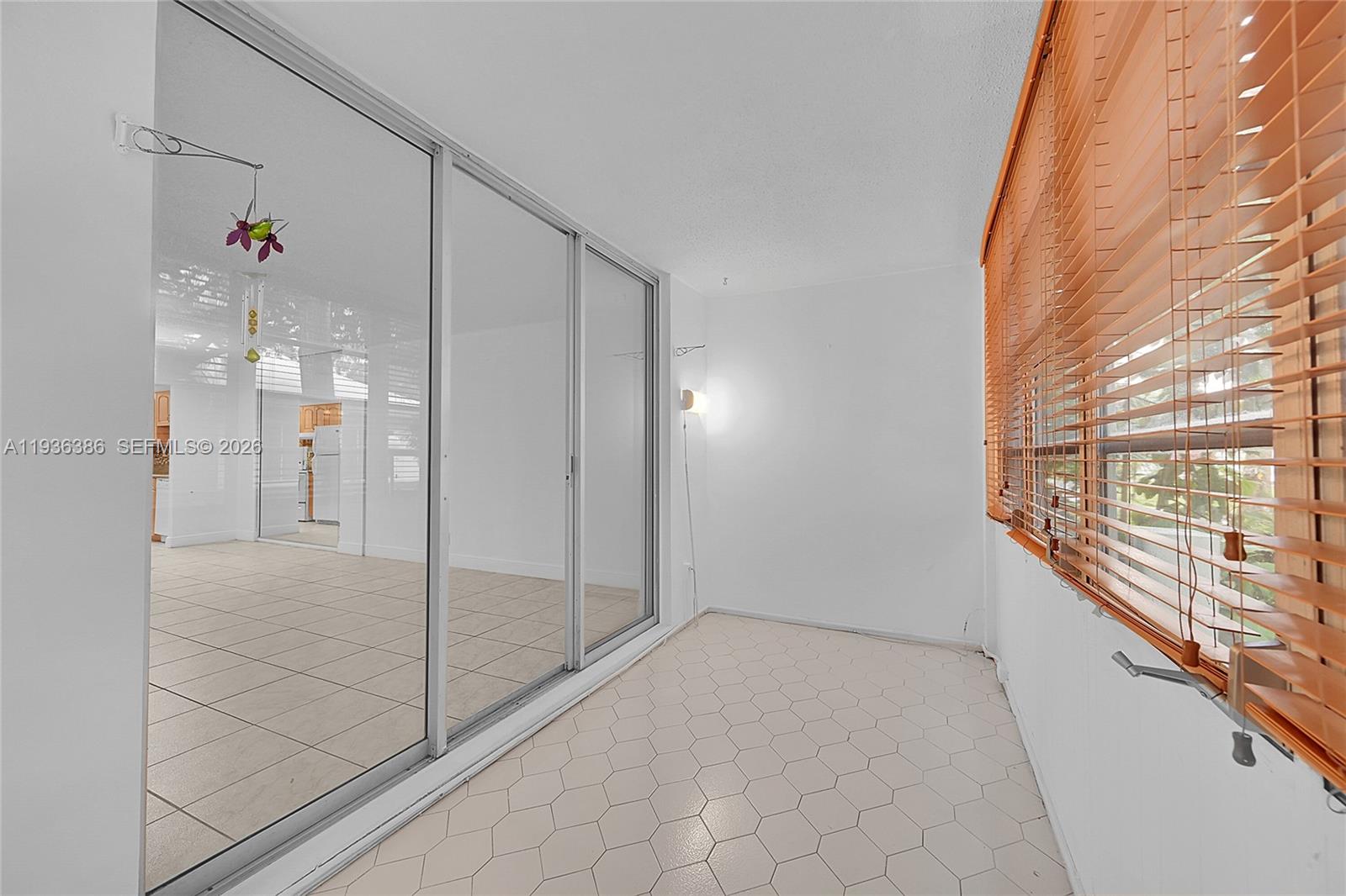 CYPRESS CHASE CONDO NO 3 - Residential