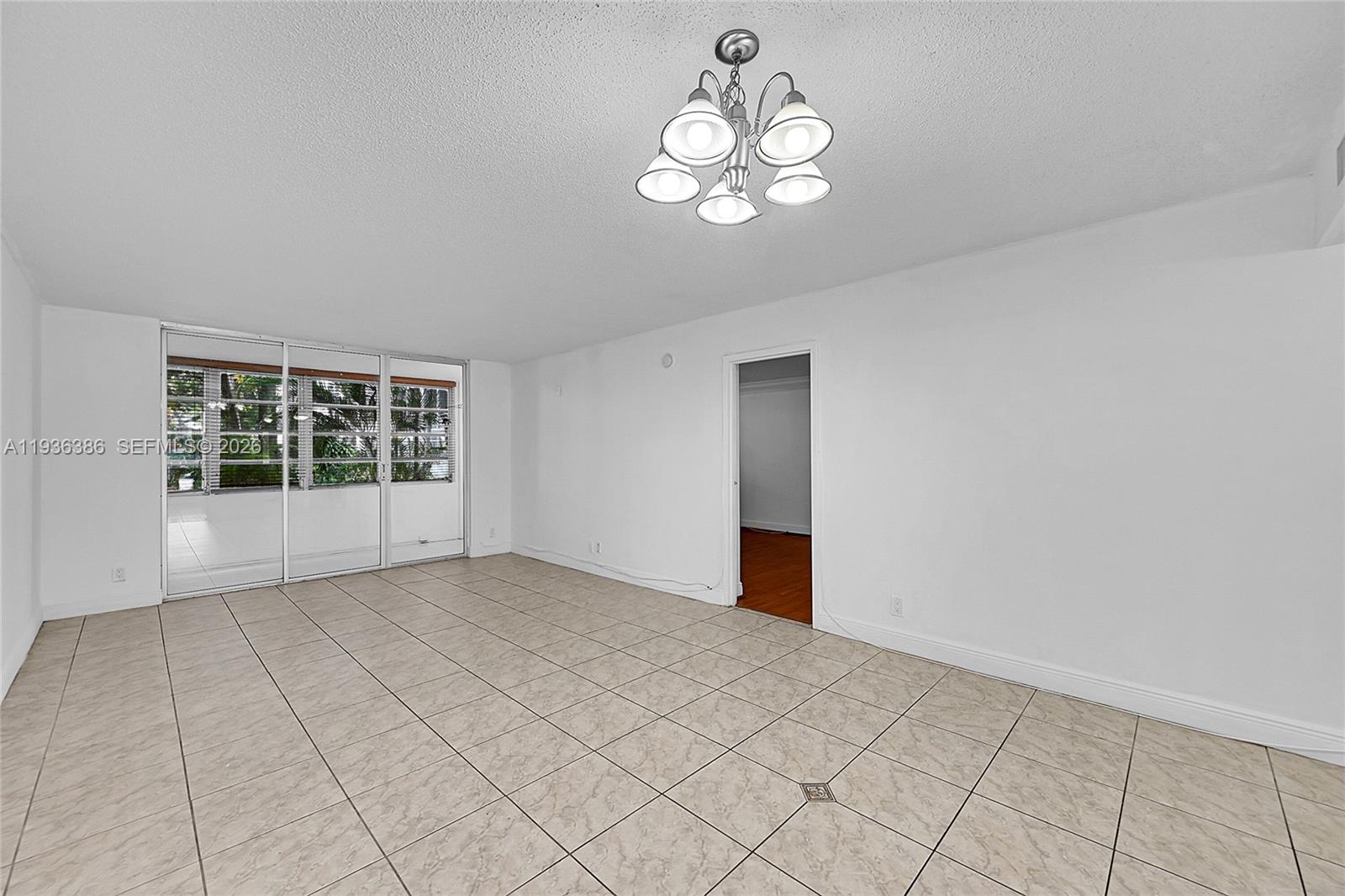 CYPRESS CHASE CONDO NO 3 - Residential