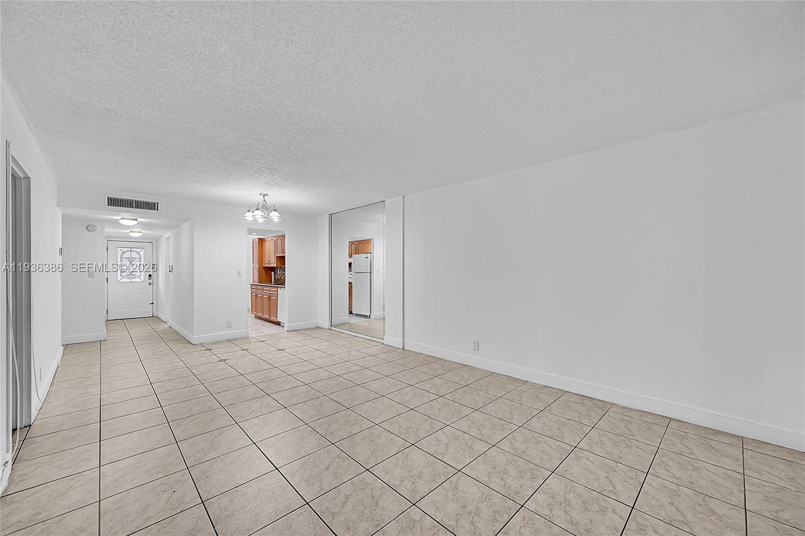 CYPRESS CHASE CONDO NO 3 - Residential