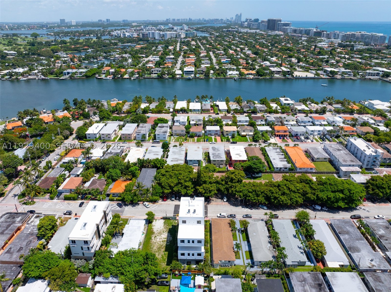 BISCAYNE BCH SUB - Residential Income