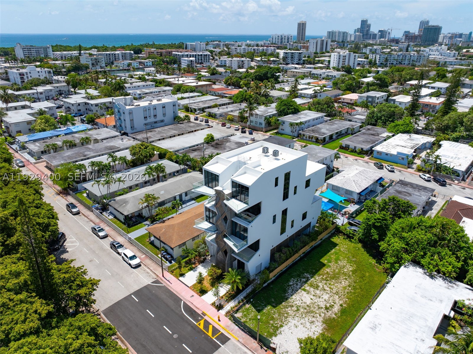 BISCAYNE BCH SUB - Residential Income