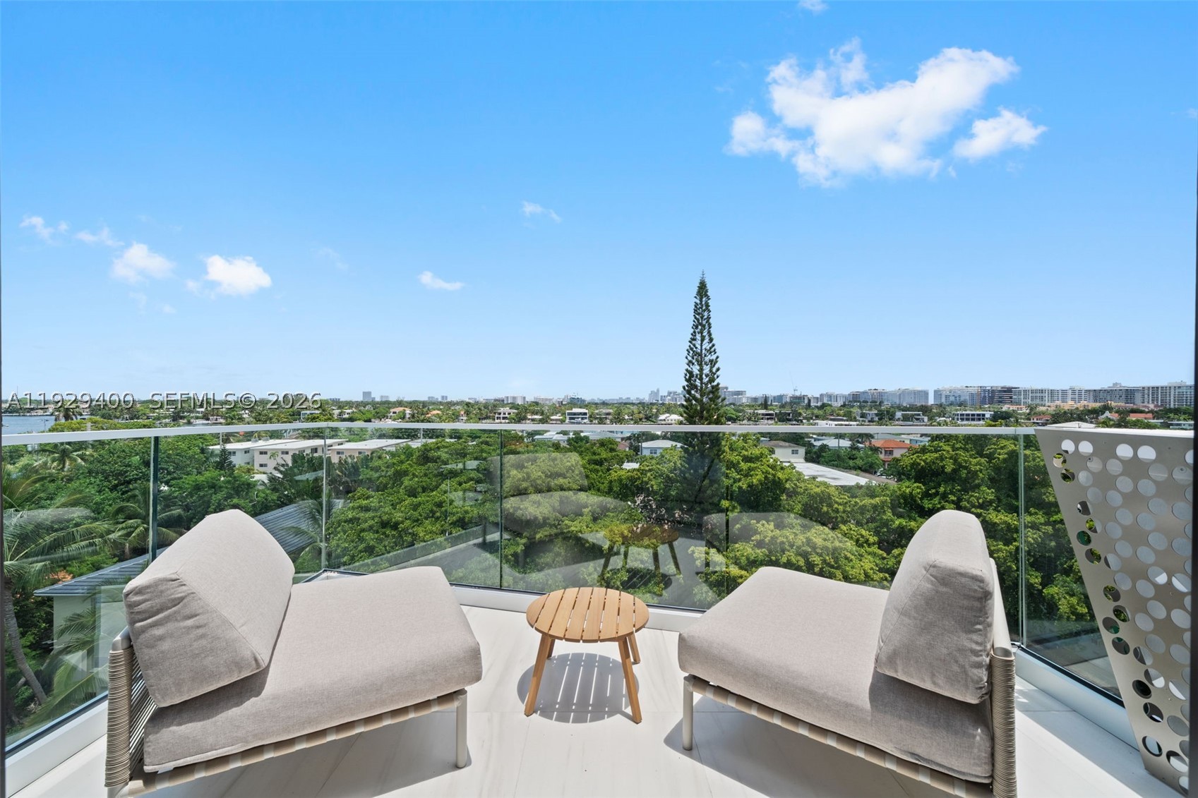 BISCAYNE BCH SUB - Residential Income