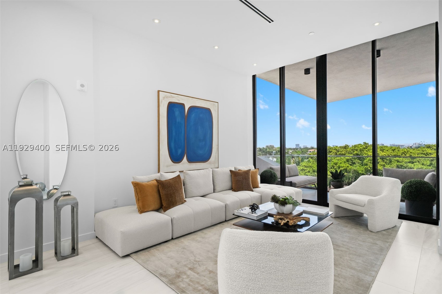 BISCAYNE BCH SUB - Residential Income