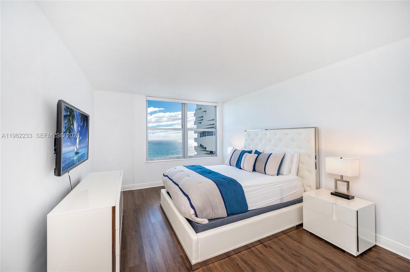 TRITON TOWER CONDO - Residential