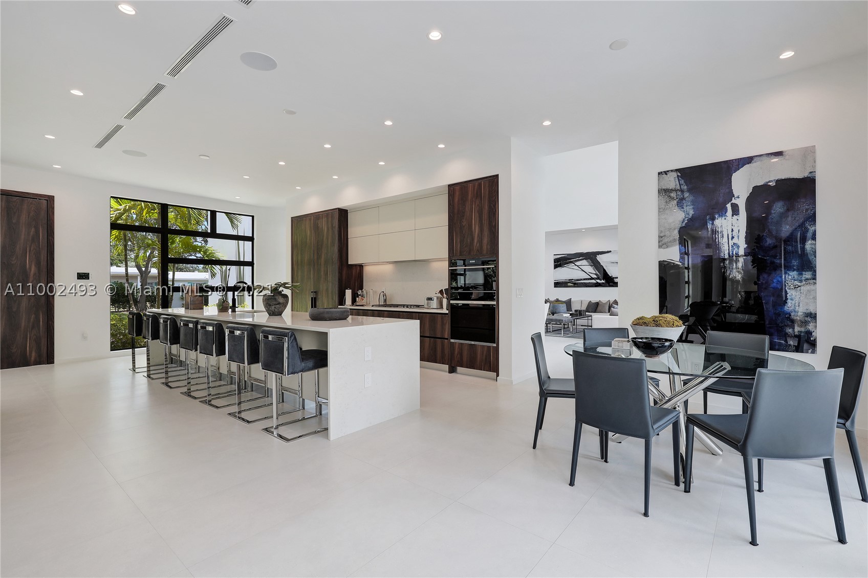 COLLINS HEIGHTS - Residential