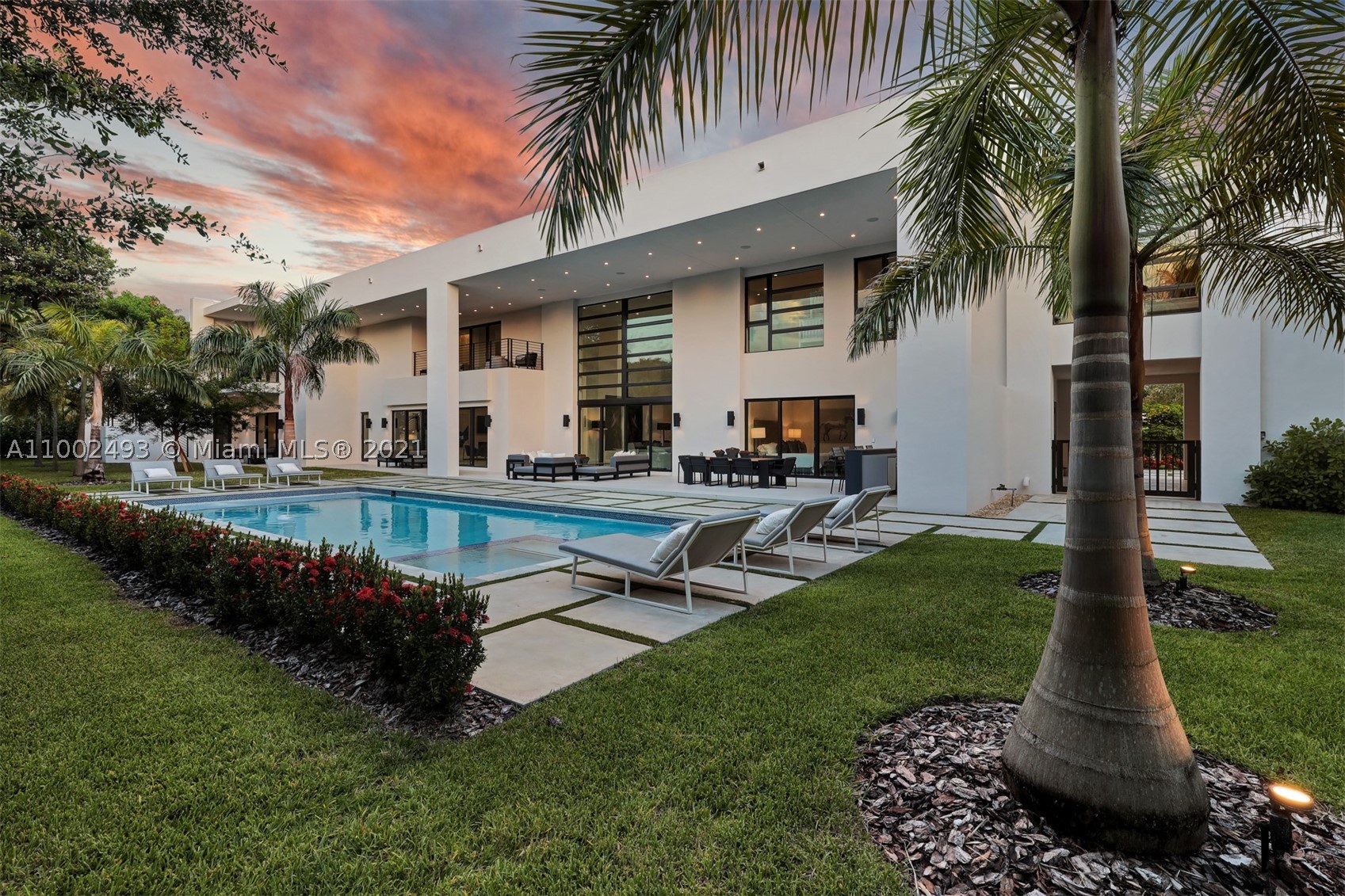 COLLINS HEIGHTS - Residential