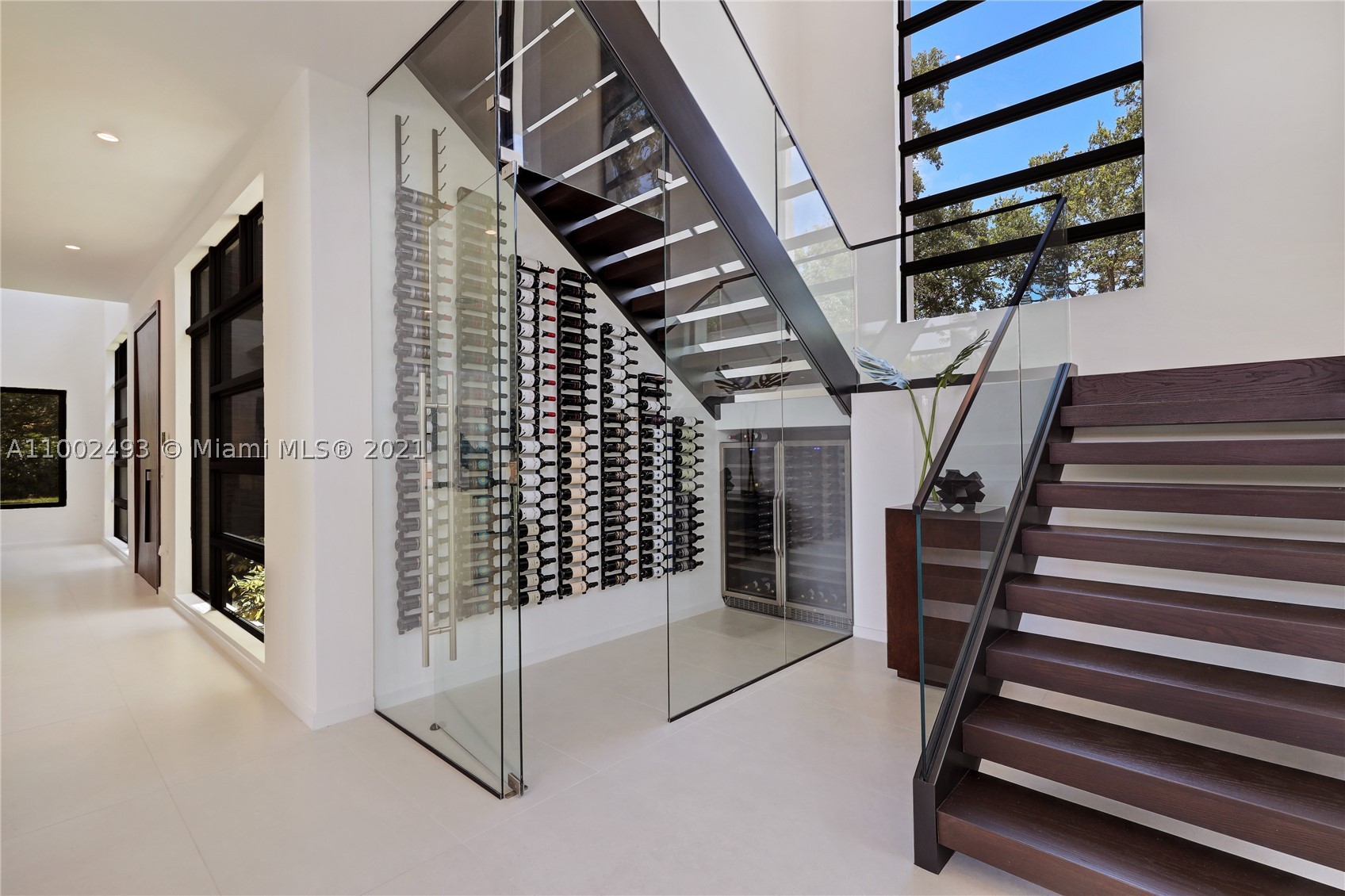 COLLINS HEIGHTS - Residential