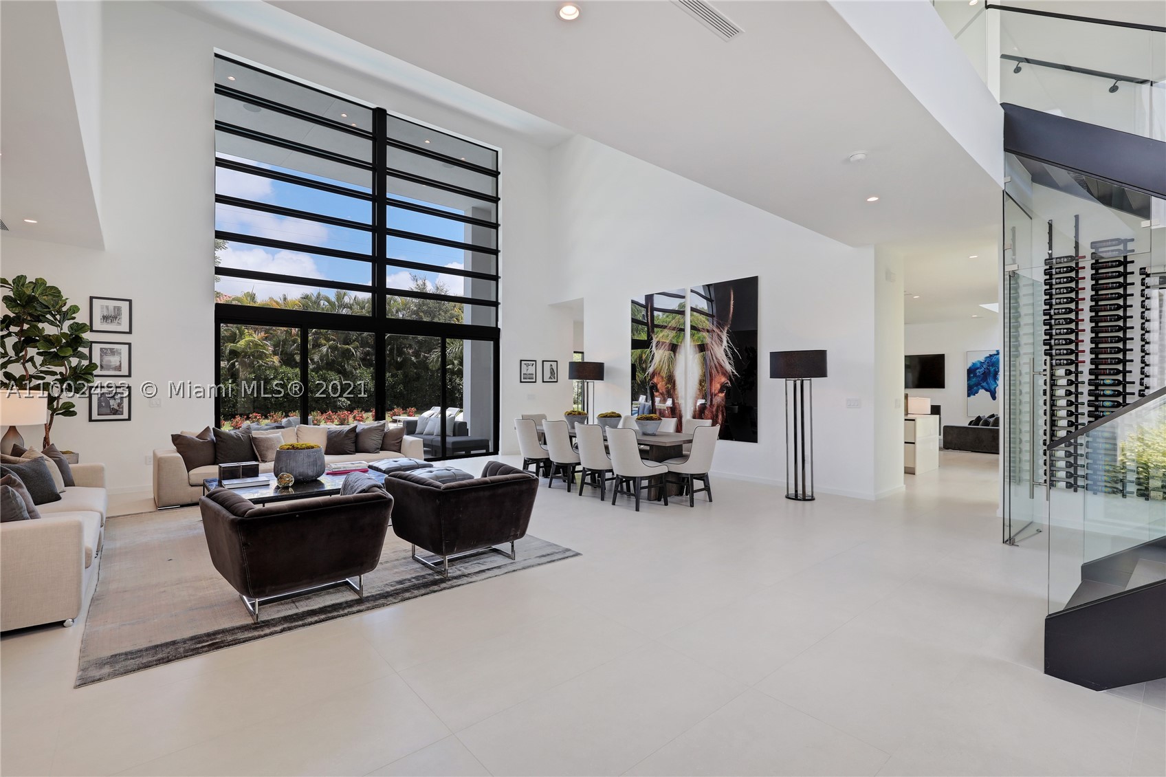 COLLINS HEIGHTS - Residential