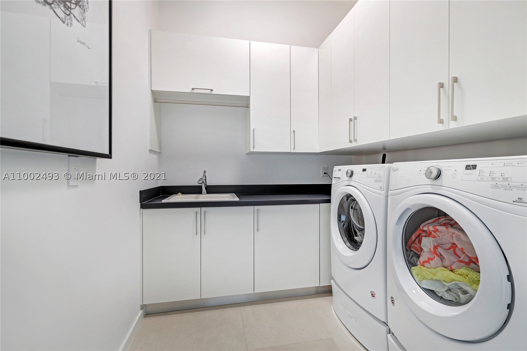 COLLINS HEIGHTS - Residential