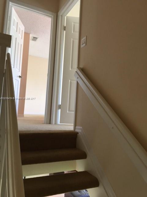 DORAL CHASE - Residential Lease